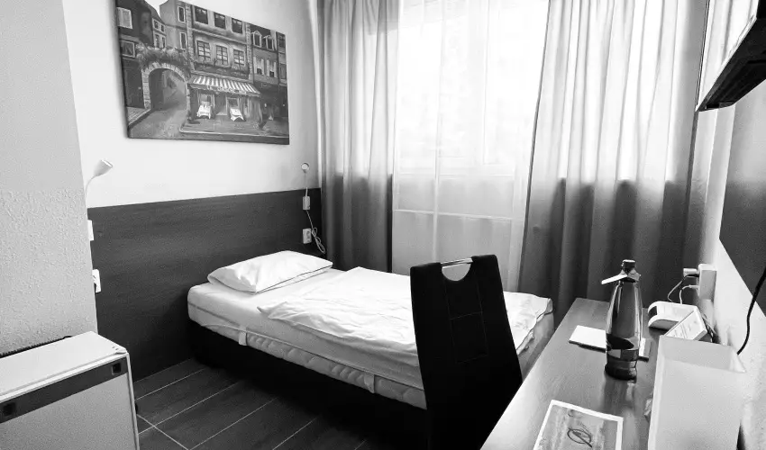 �reg-t� Hotel Tata - M�jus 1. 