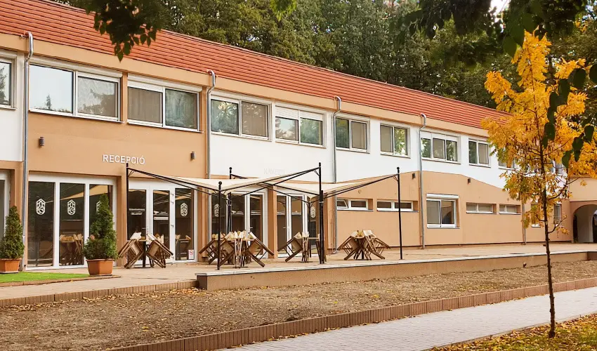 reg-t Hotel Tata - Mjus 1. 