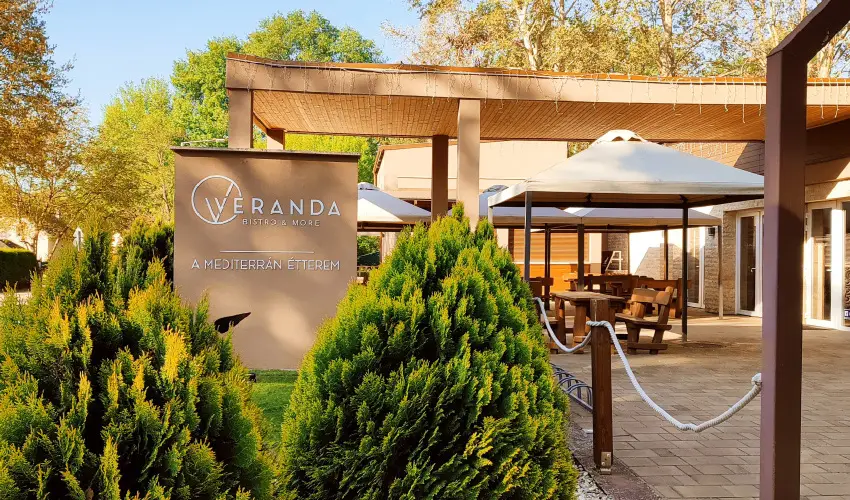 reg-t Hotel Tata - Mjus 1. 