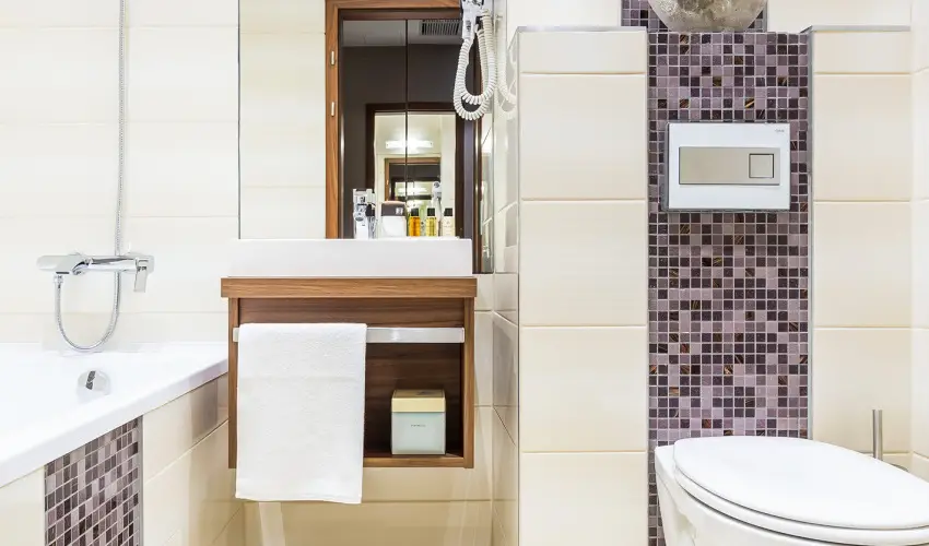 Outlet Hotel Polgr Polgr - Majlis 