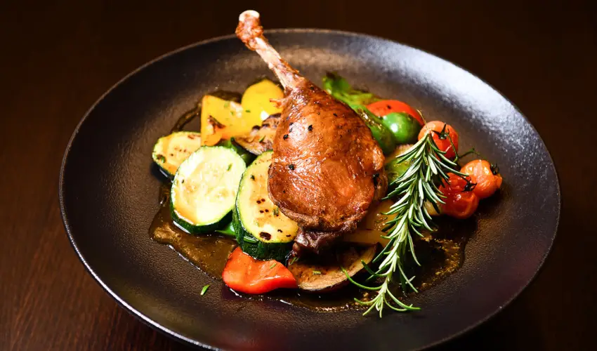 Outlet Hotel Polgr Polgr - Majlis 