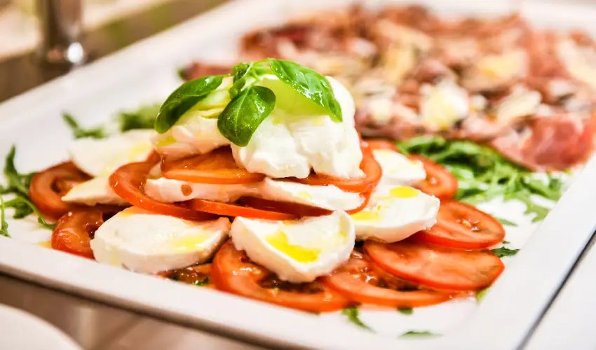 Outlet Hotel Polgr Polgr - Majlis 