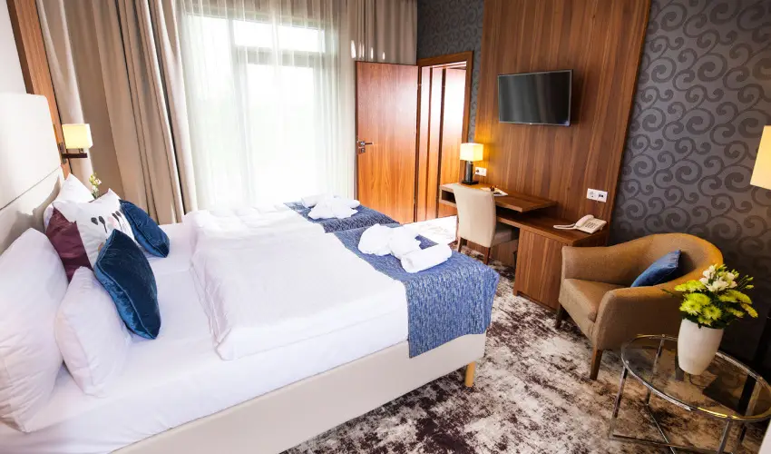 Outlet Hotel Polgr Polgr - Majlis 