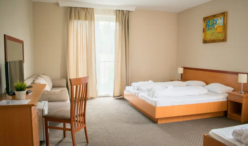 P4W Hotel Residence Szombathely Szombathely - Mjus 1. 