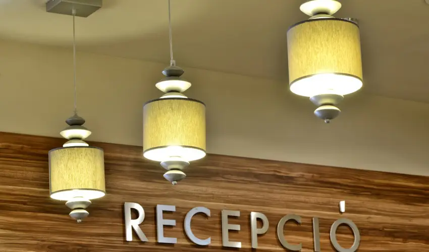 Pandora Zsry Apartmanok Mezkvesd - Mjus 1. 