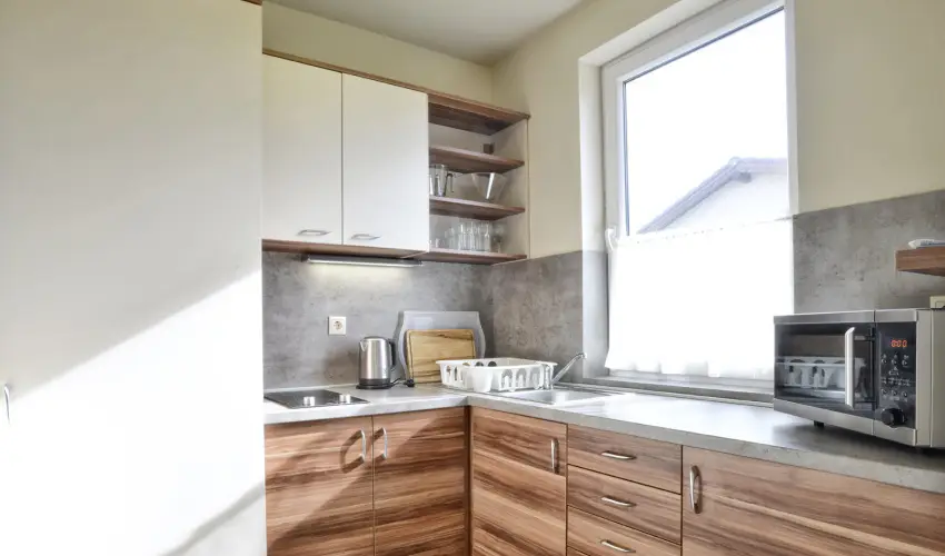 Pandora Zsry Apartmanok Mezkvesd - Mjus 1. 