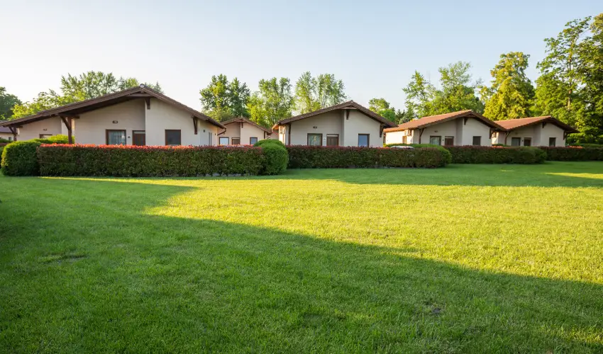 Pandora Zsry Apartmanok Mezkvesd - Mjus 1. 