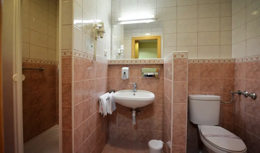 Panorma Hotel Noszvaj Noszvaj - Mjus 1. 