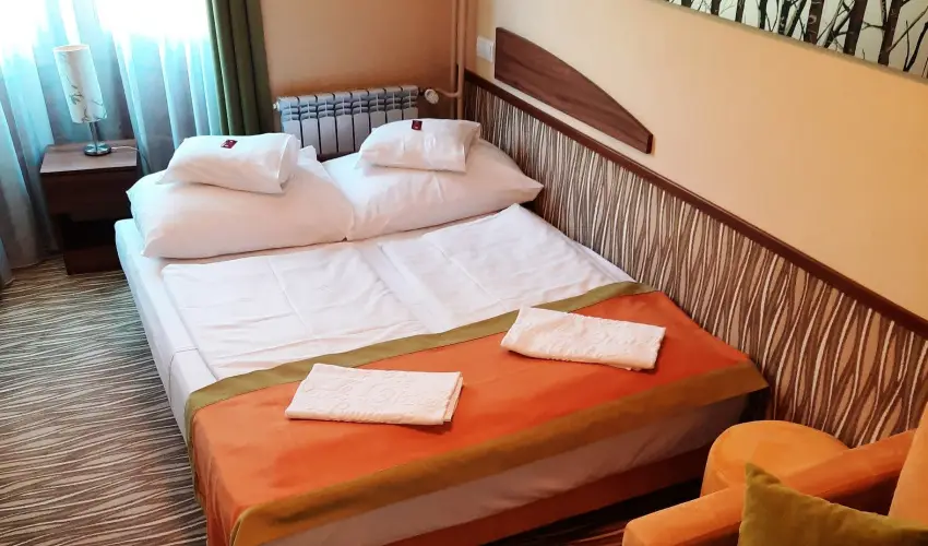 Park Hotel Gyula Gyula - M�jus 1. (min. 2 �j)
