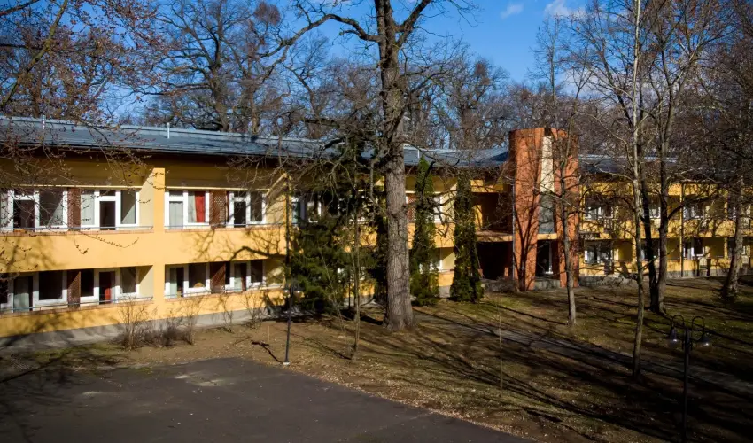 Park Hotel S�st� Ny�regyh�za - M�jus 1. - teljes el�refizet�ssel (min. 2 �j)