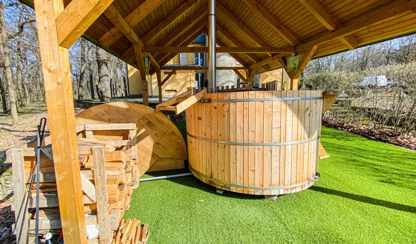 Park Hotel S�st� Ny�regyh�za - M�jus 1. - teljes el�refizet�ssel (min. 2 �j)