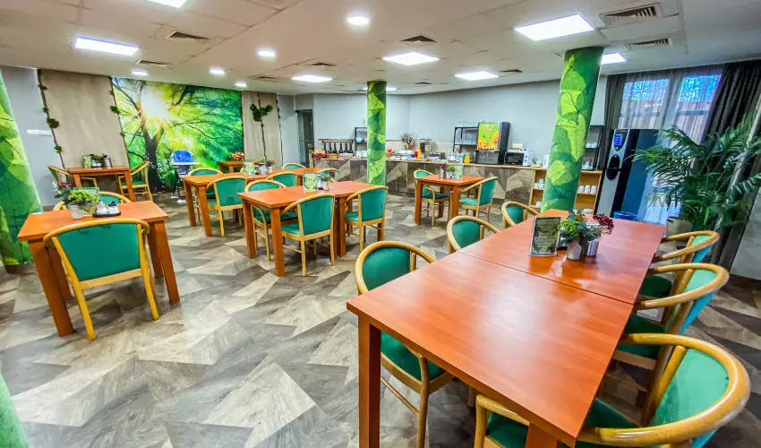 Park Hotel S�st� Ny�regyh�za - M�jus 1. - teljes el�refizet�ssel (min. 2 �j)