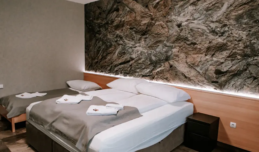 Park Hotel S�st� Ny�regyh�za - M�jus 1. - teljes el�refizet�ssel (min. 2 �j)