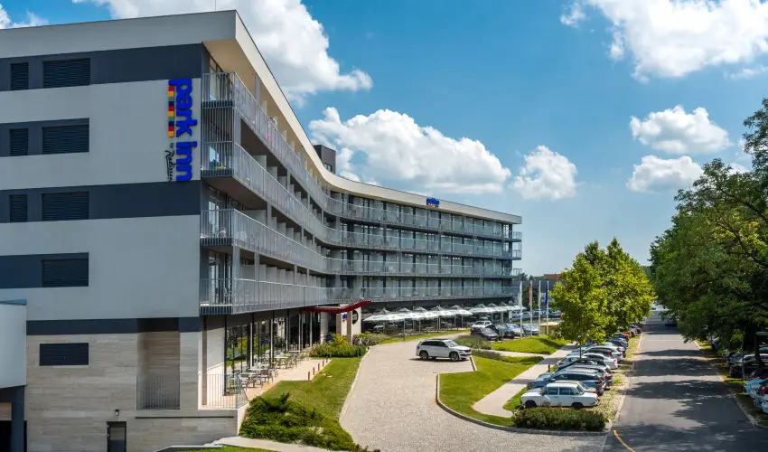 Park Inn by Radisson Zalakaros Resort & Spa Zalakaros - �nnepelj st�lusosan, munka n�lk�l! (min. 2 �j)