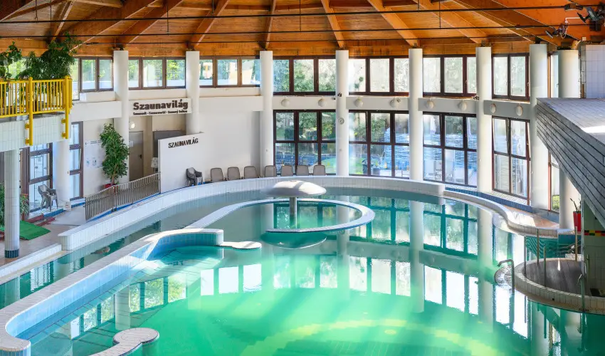Park Inn by Radisson Zalakaros Resort & Spa Zalakaros - �nnepelj st�lusosan, munka n�lk�l! (min. 2 �j)