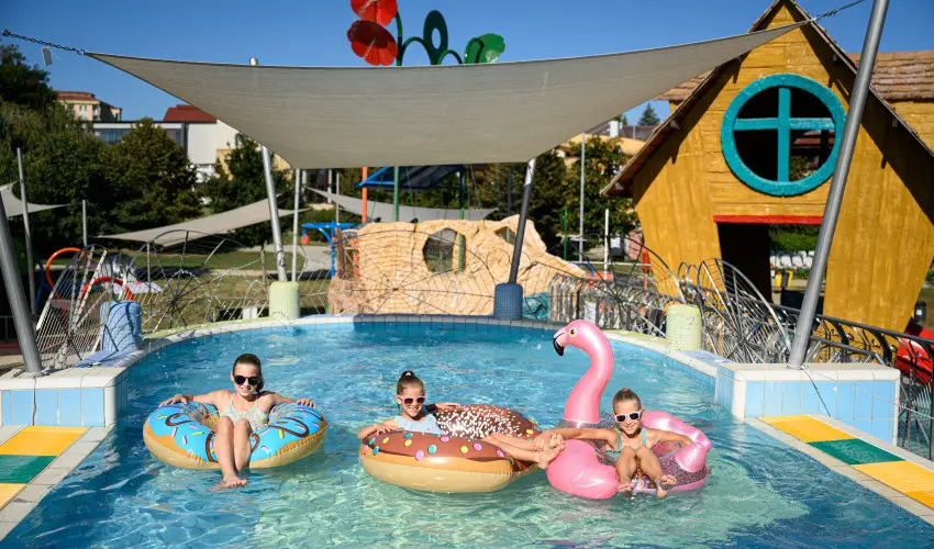 Park Inn by Radisson Zalakaros Resort & Spa Zalakaros - �nnepelj st�lusosan, munka n�lk�l! (min. 2 �j)