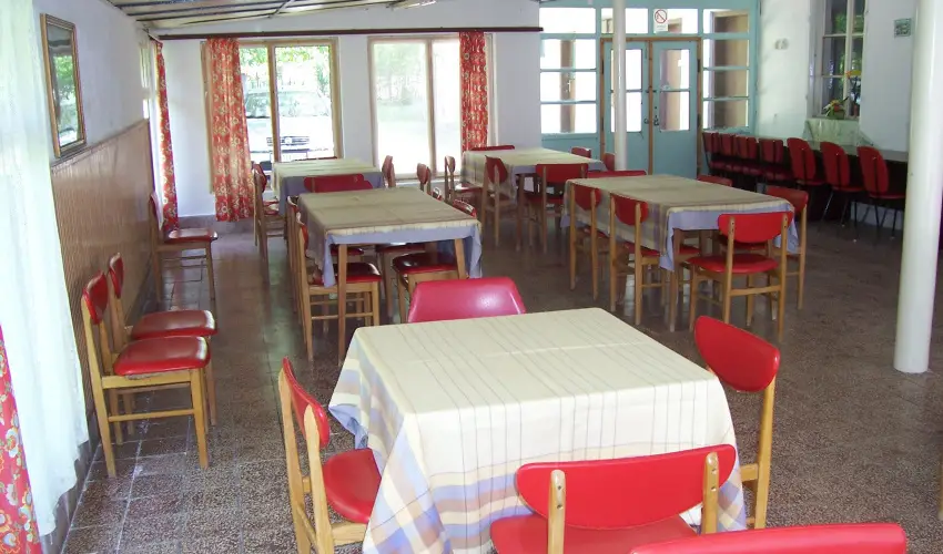 Parti S�t�ny Vend�gh�z Balatonkenese - M�jus 1.