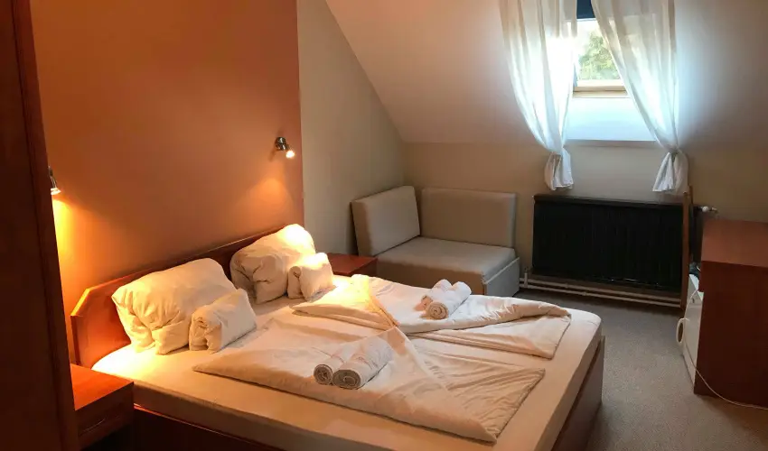 Pelso Panzi Balatonmriafrd - Mjus 1. (min. 3 j)