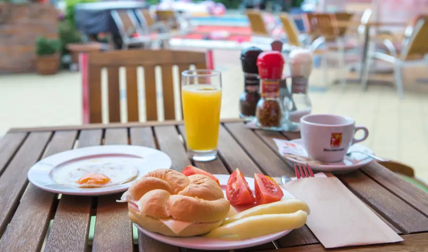 Pelso Panzi Balatonmriafrd - Mjus 1. (min. 3 j)