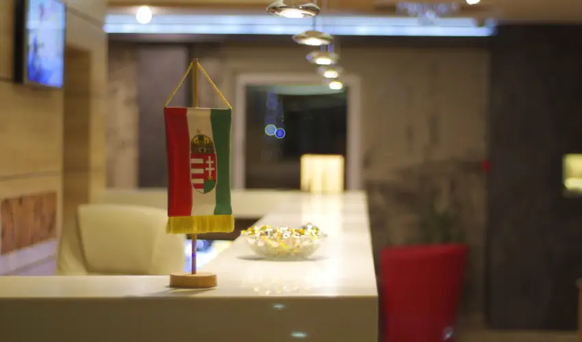 Hotel Vad�szk�rt Sz�kesfeh�rv�r - M�jus 1.