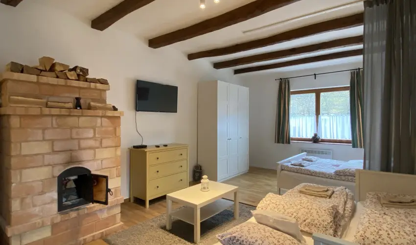 Pilis Lelke Vendghz Pilisszentllek - Mjus 1. (min. 2 j)