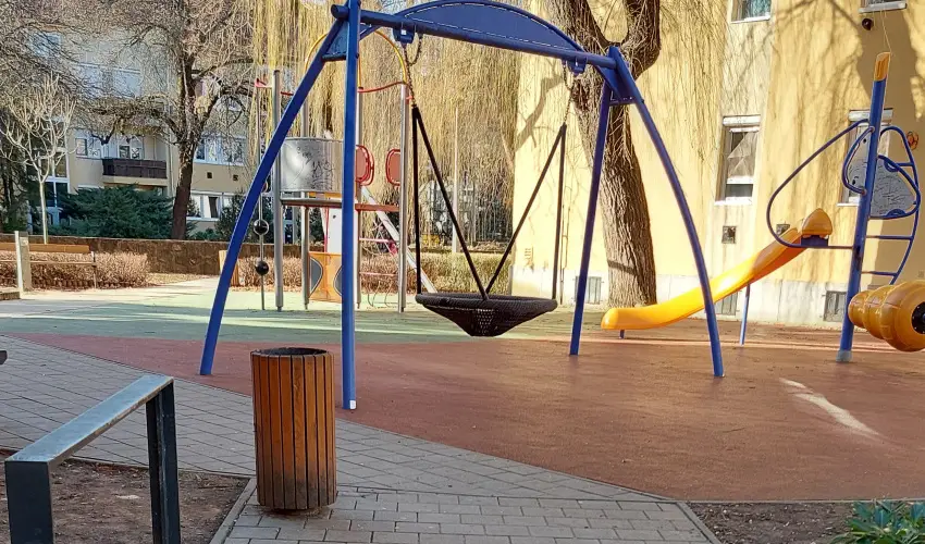 Pitypang Apartman Eger - Mjus 1. (min. 2 j)