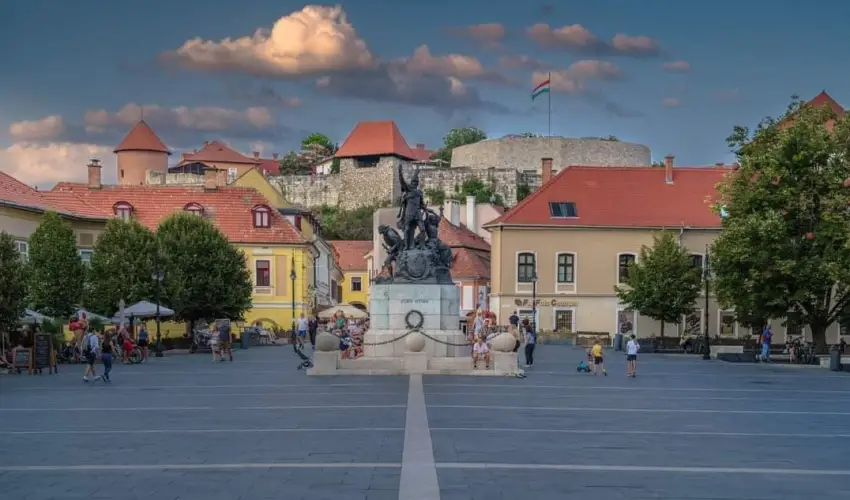 Pitypang Apartman Eger - Mjus 1. (min. 2 j)