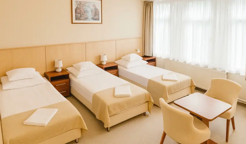 Pl�za Hotel Gyula Gyula - M�jus 1.