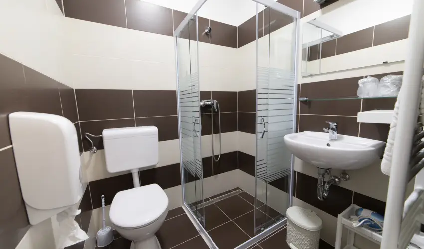 Port tterem & Panzi Balatonmriafrd - Mjus 1. - teljes elrefizetssel (min. 3 j)