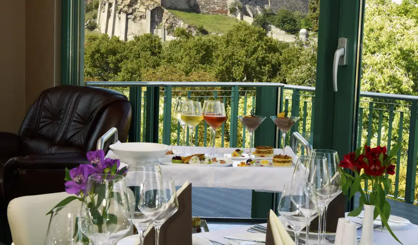 Portobello Wellness & Yacht Hotel Esztergom Esztergom - Mjus 1. 