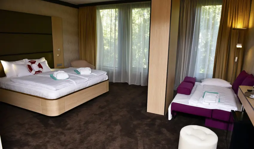 Portobello Wellness & Yacht Hotel Esztergom Esztergom - Mjus 1. 