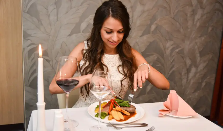 Portobello Wellness & Yacht Hotel Esztergom Esztergom - Mjus 1. 