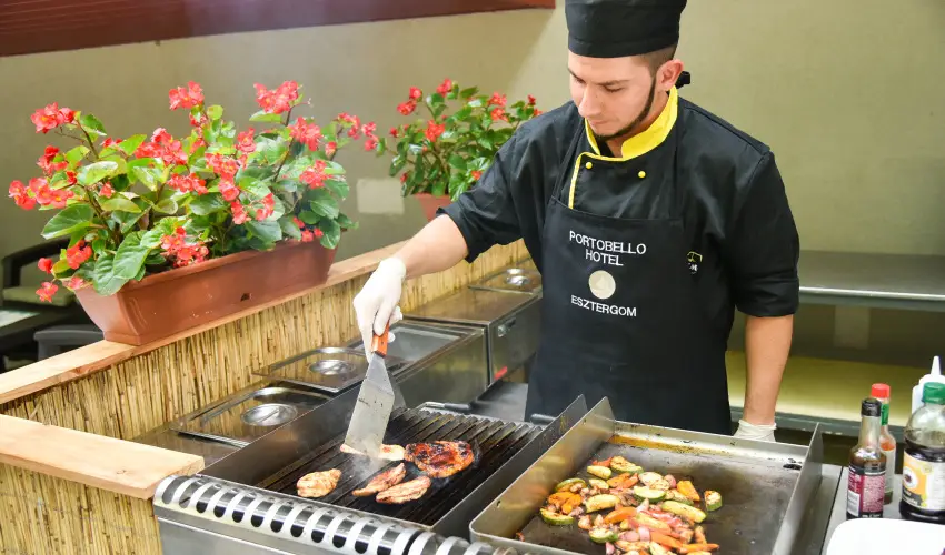 Portobello Wellness & Yacht Hotel Esztergom Esztergom - Mjus 1. 