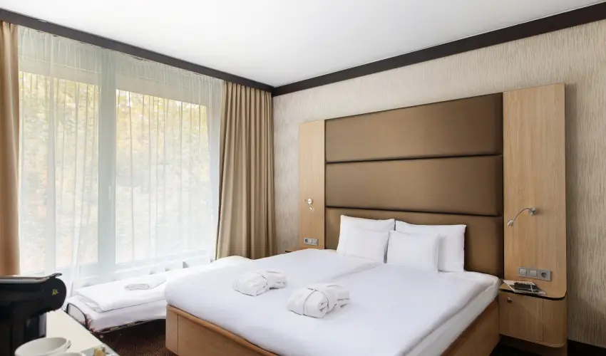 Portobello Wellness & Yacht Hotel Esztergom Esztergom - Mjus 1. 