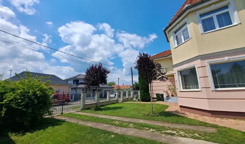 Prima Villa 2 Hajdszoboszl - Mjus 1. (min. 2 j)