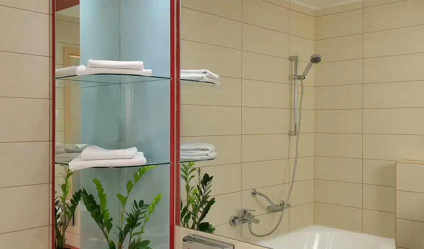 Promenade City Hotel Budapest - Mjus 1. - teljes elrefizetssel