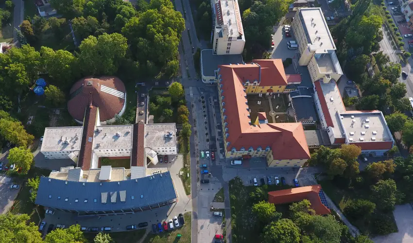 Harknyi Psoriasis Centrum Harkny - Mjus 1. (min. 2 j)