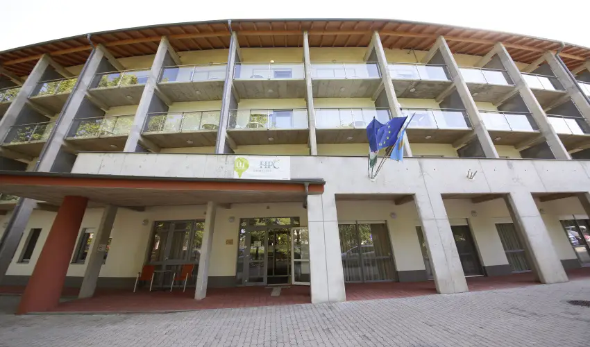 Harknyi Psoriasis Centrum Harkny - Mjus 1. (min. 2 j)