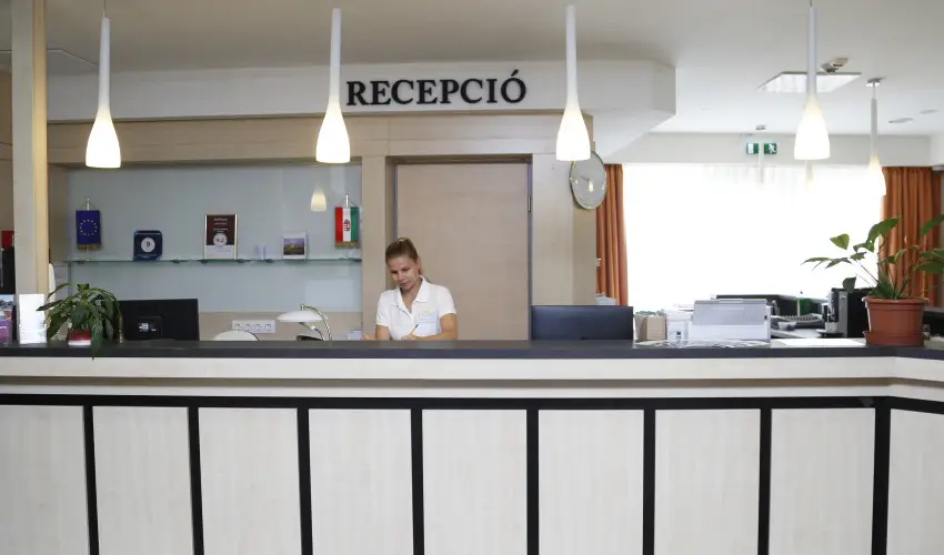 Harknyi Psoriasis Centrum Harkny - Mjus 1. (min. 2 j)