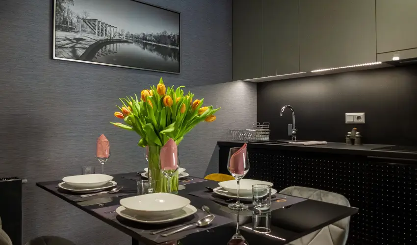 R31 Residence Srvr - Mjus 1. (min. 2 j)