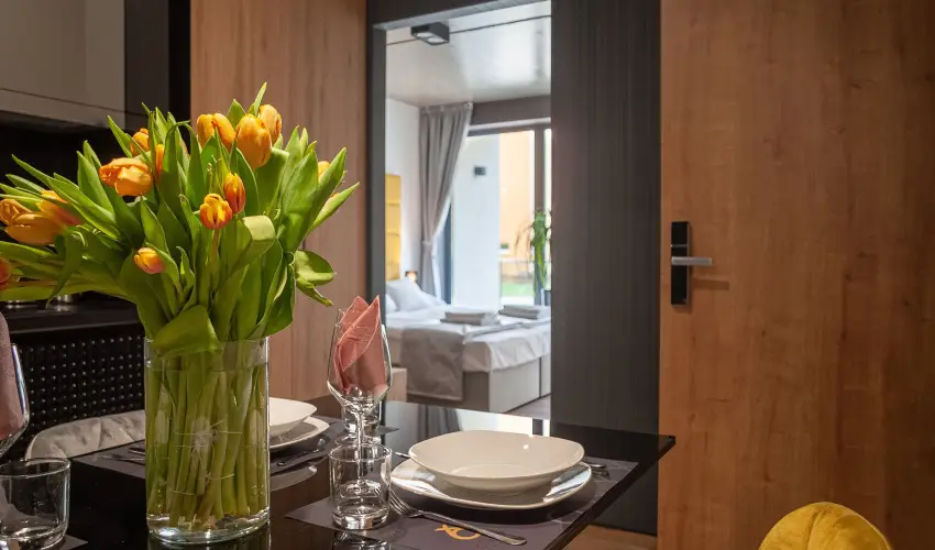 R31 Residence Srvr - Mjus 1. (min. 2 j)