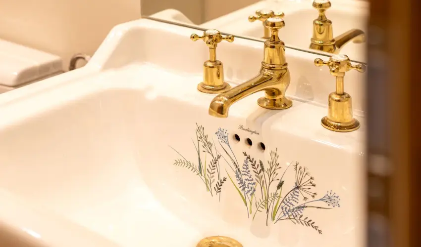 reBORONA Vendghz rsg riszentpter - Mjus 1. (min. 2 j)