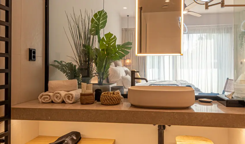 REED Luxury Hotel & Bistro Sifok - Mjus 1. (min. 2 j)