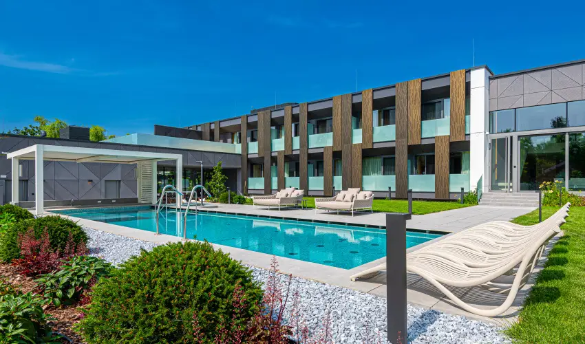 REED Luxury Hotel & Bistro Sifok - Mjus 1. (min. 2 j)