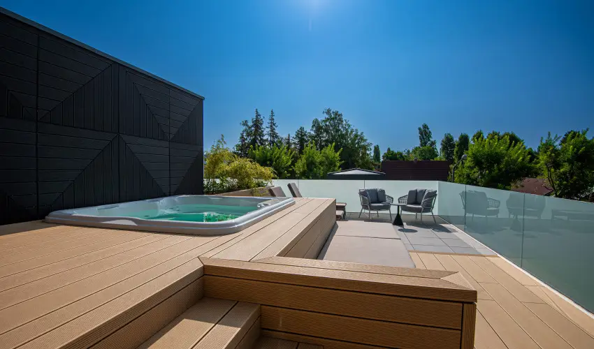 REED Luxury Hotel & Bistro Sifok - Mjus 1. (min. 2 j)