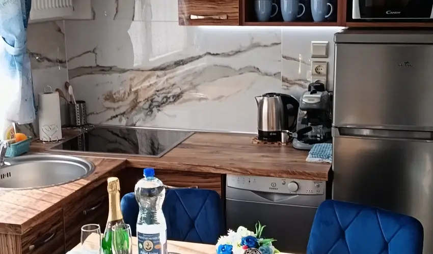 Riviera Apartman Hajd�szoboszl� - M�jus 1. (min. 2 �j)