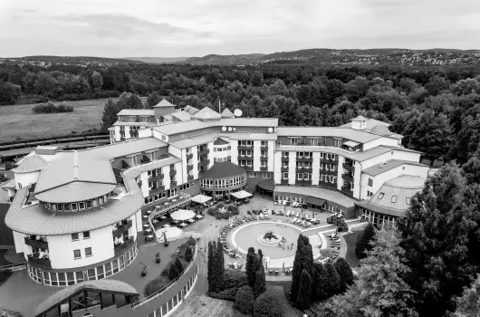 Lotus Therme Hotel & Spa - M�jus 1.
