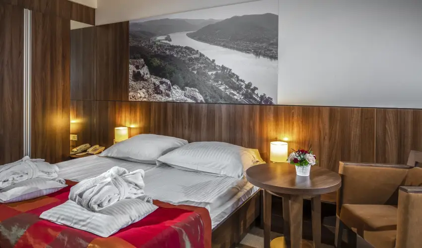 Royal Club Hotel Visegrd - Mjus 1. (min. 2 j)