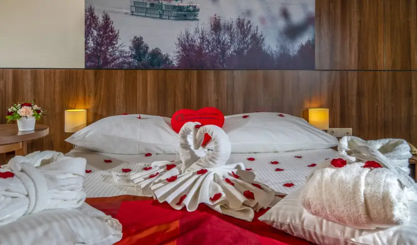 Royal Club Hotel Visegrd - Mjus 1. (min. 2 j)