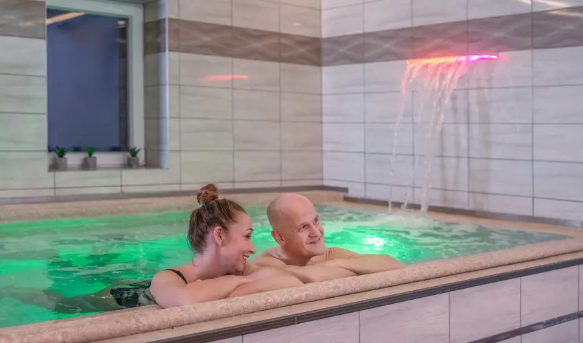 Royal Club Hotel Visegrd - Mjus 1. (min. 2 j)